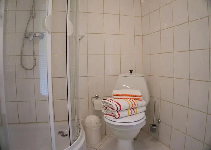 F-1042 Enna 公寓 *